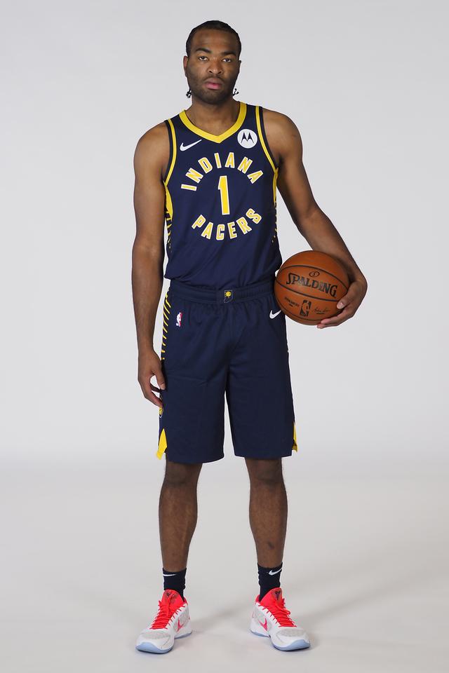 员上场时间 员上场时间