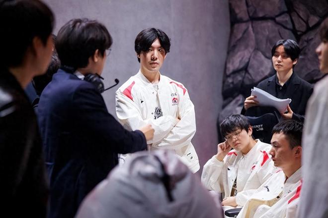 里的名字会 里的名字会