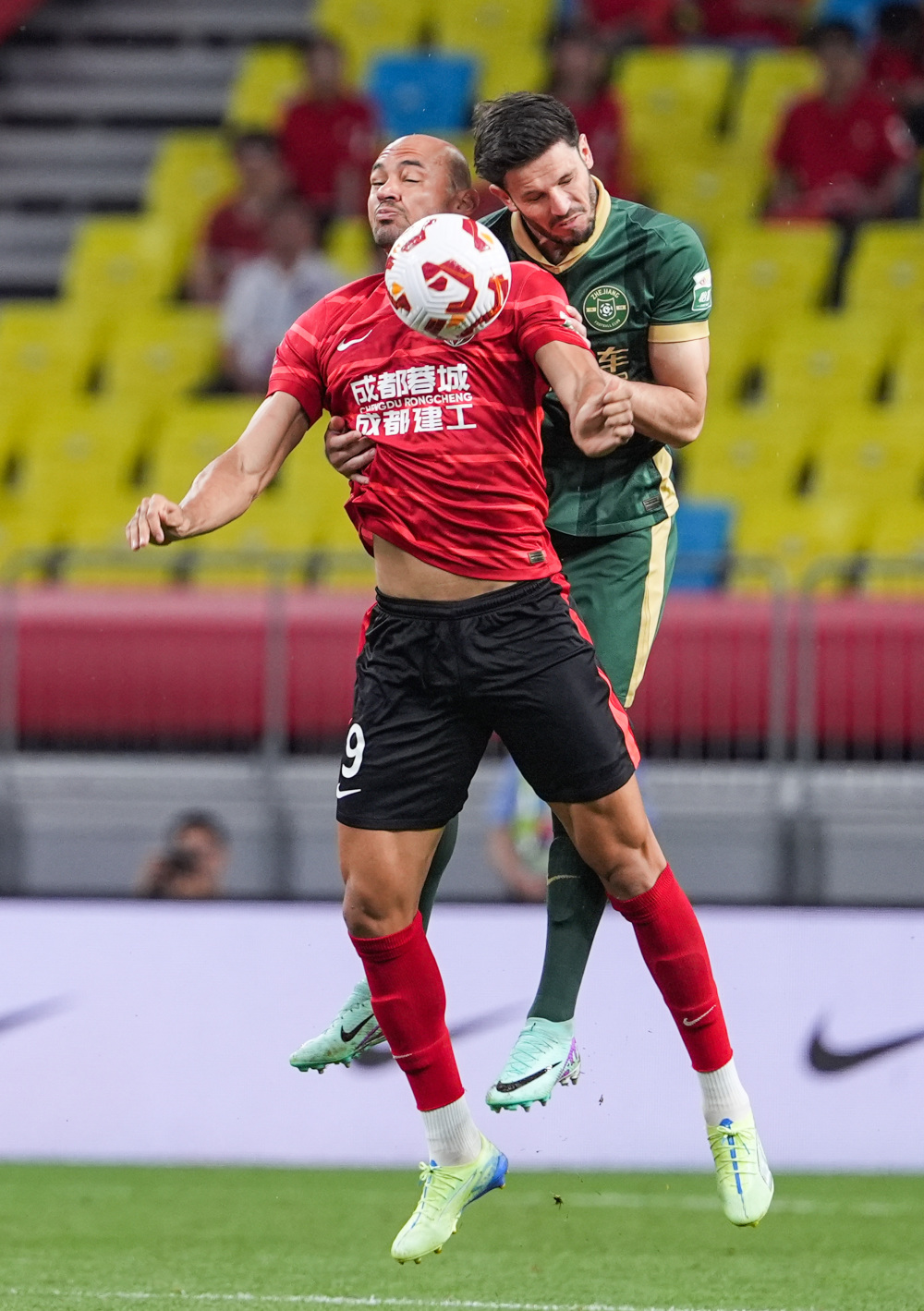 另一方面 另一方面