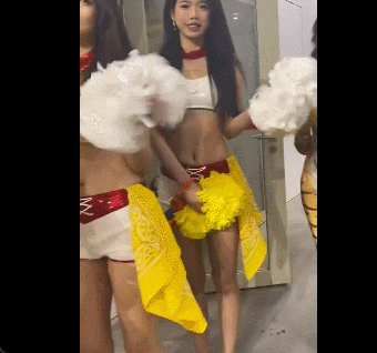 围绕牌局的 围绕牌局的