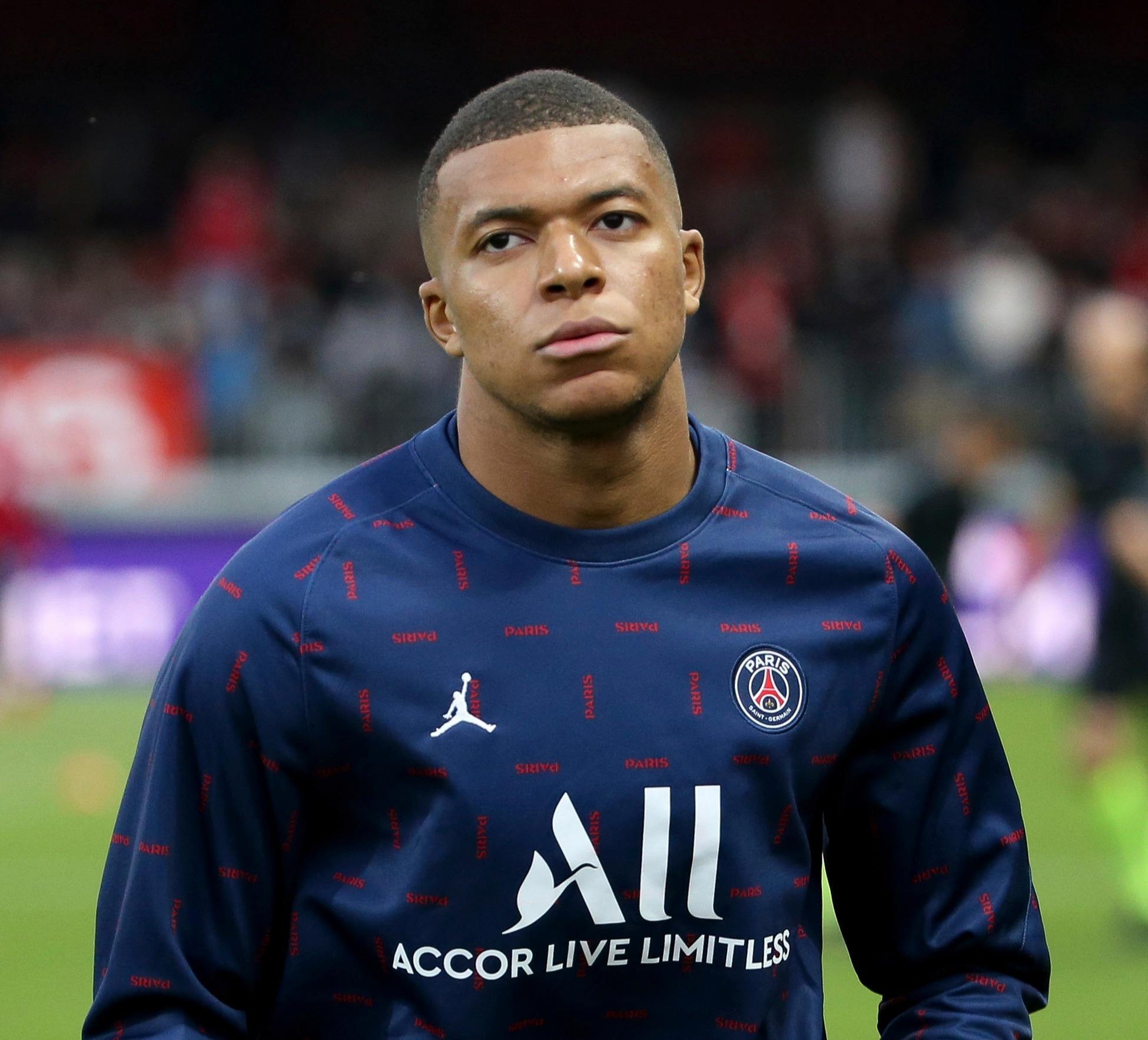 公牛惯于半 公牛惯于半